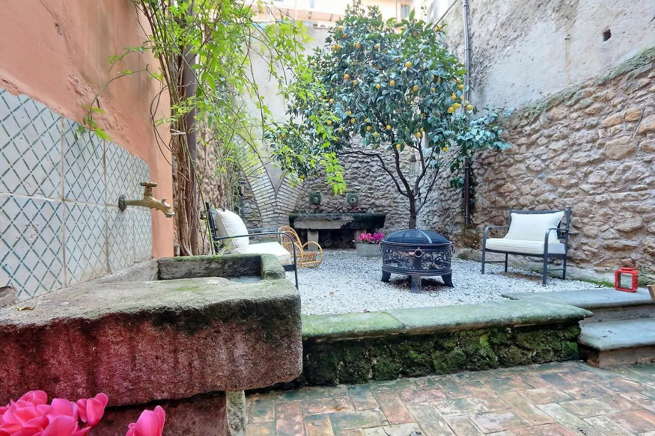 Appartamento San Callisto Roma